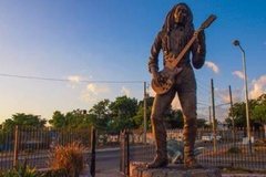 Create Listing: Lets Go Native Kingston City Tour